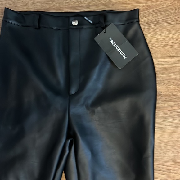 PRETTY LITTLE THING FAUX LEATHER PANTS NWT - Picture 4 of 7